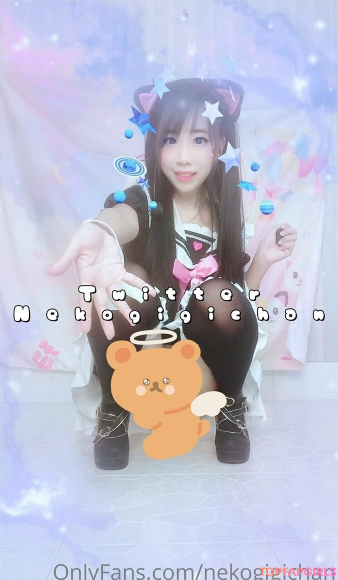 nekogigichan naked model img