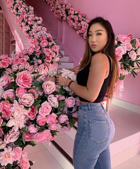 fat shemale onlyfans sex photo