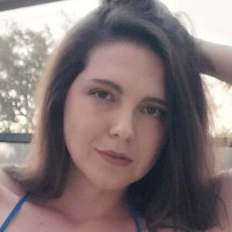 Sadie Holmes exclusive model gallery