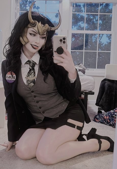 Stellalasaurus naked actress picture