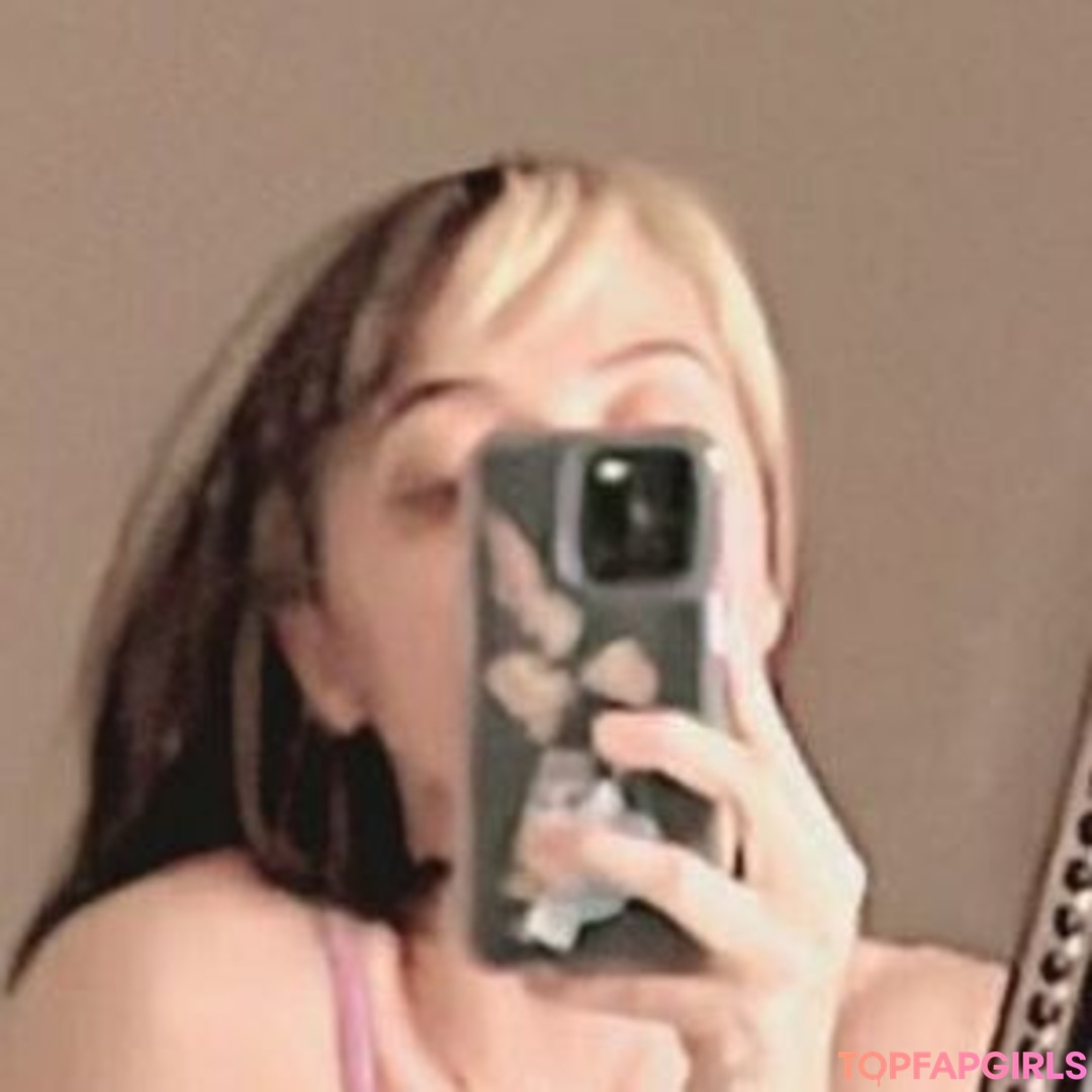 Fifi Rifis pretty actress photo