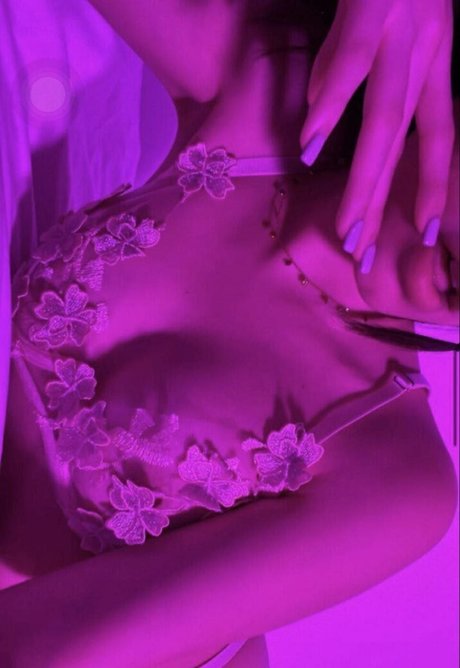 Fifi Rifis nudes actress img