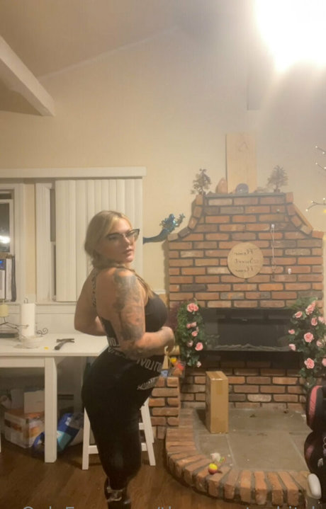 milf amateur onlyfans nude photo