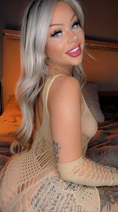 wydstepsissy exclusive actress image