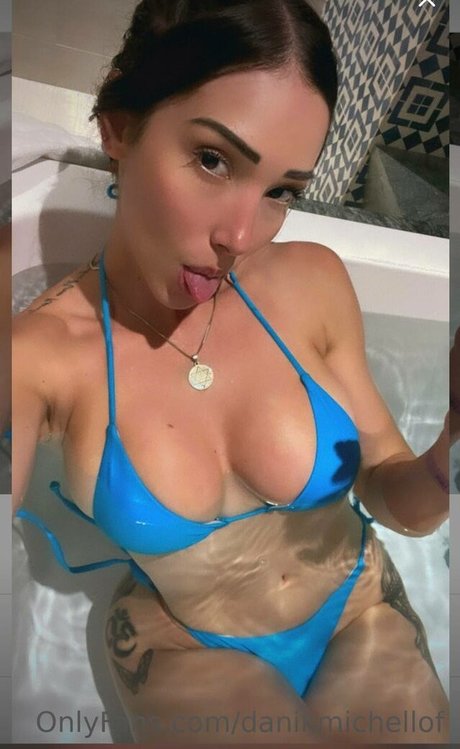 Danik Michell model nudes img