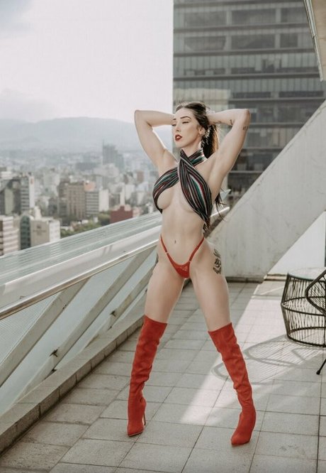 Danik Michell pornstar nudes gallery