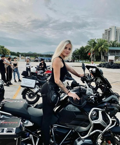 Veta George Models model hd photos