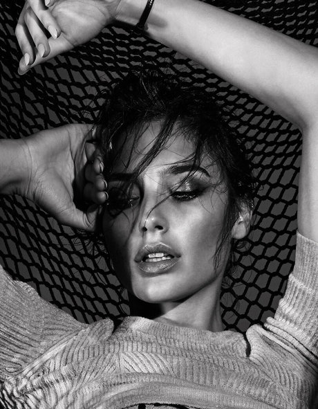 gal gadot pornstar hd photos