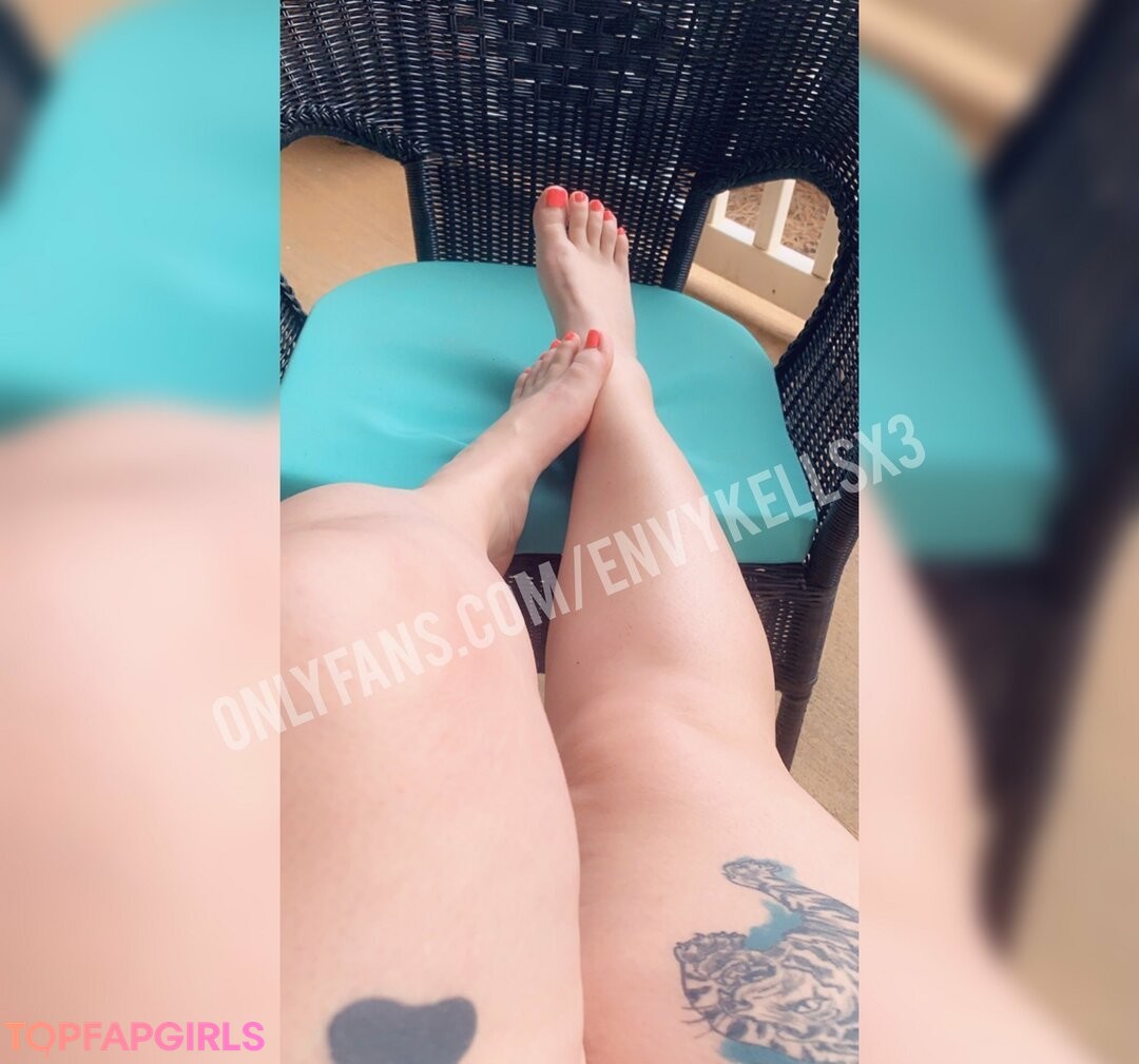 athletic milf onlyfans art naked images