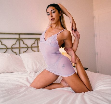 Stephanie Marieotto perfect actress image