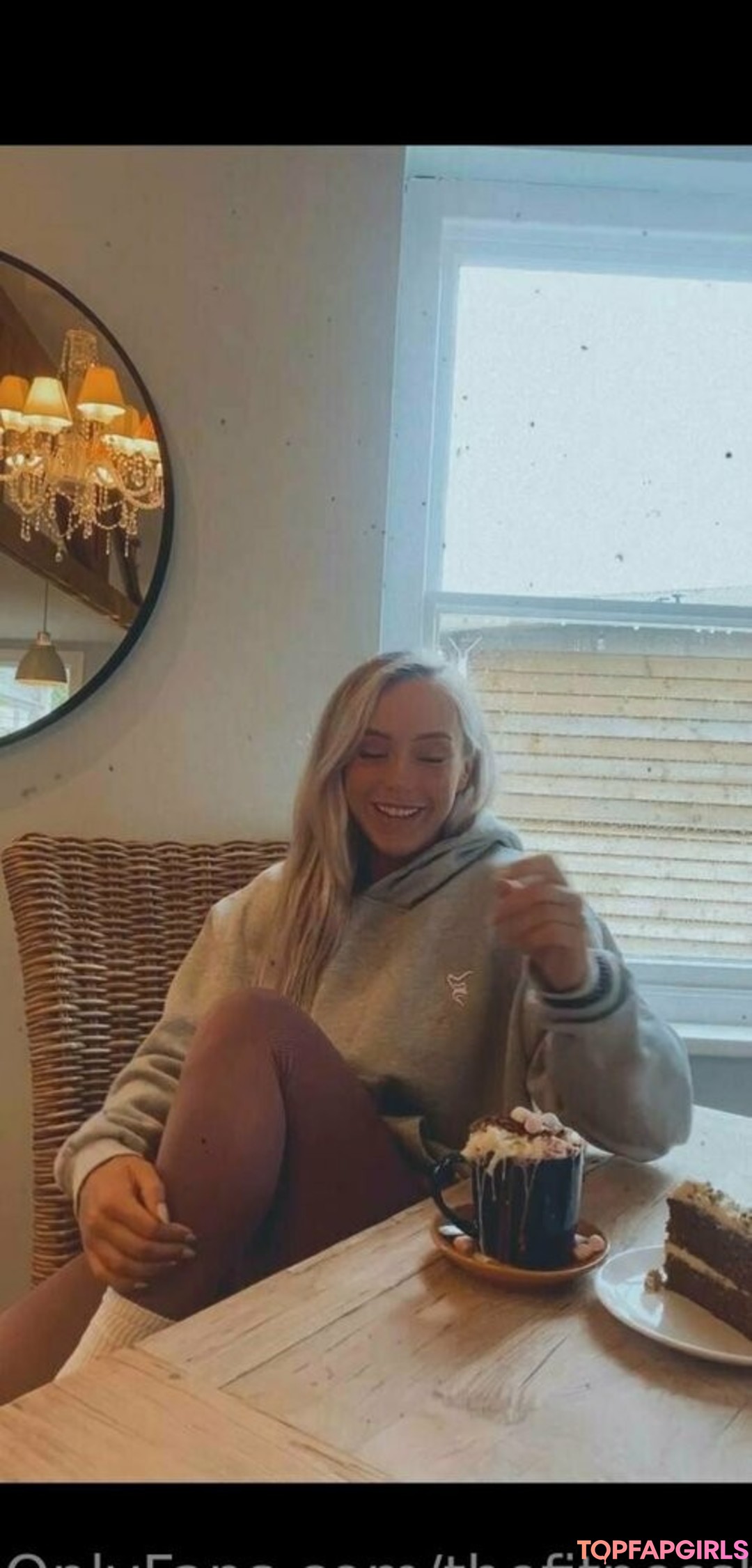 thefitnessbarbiie erotic pornstar photo