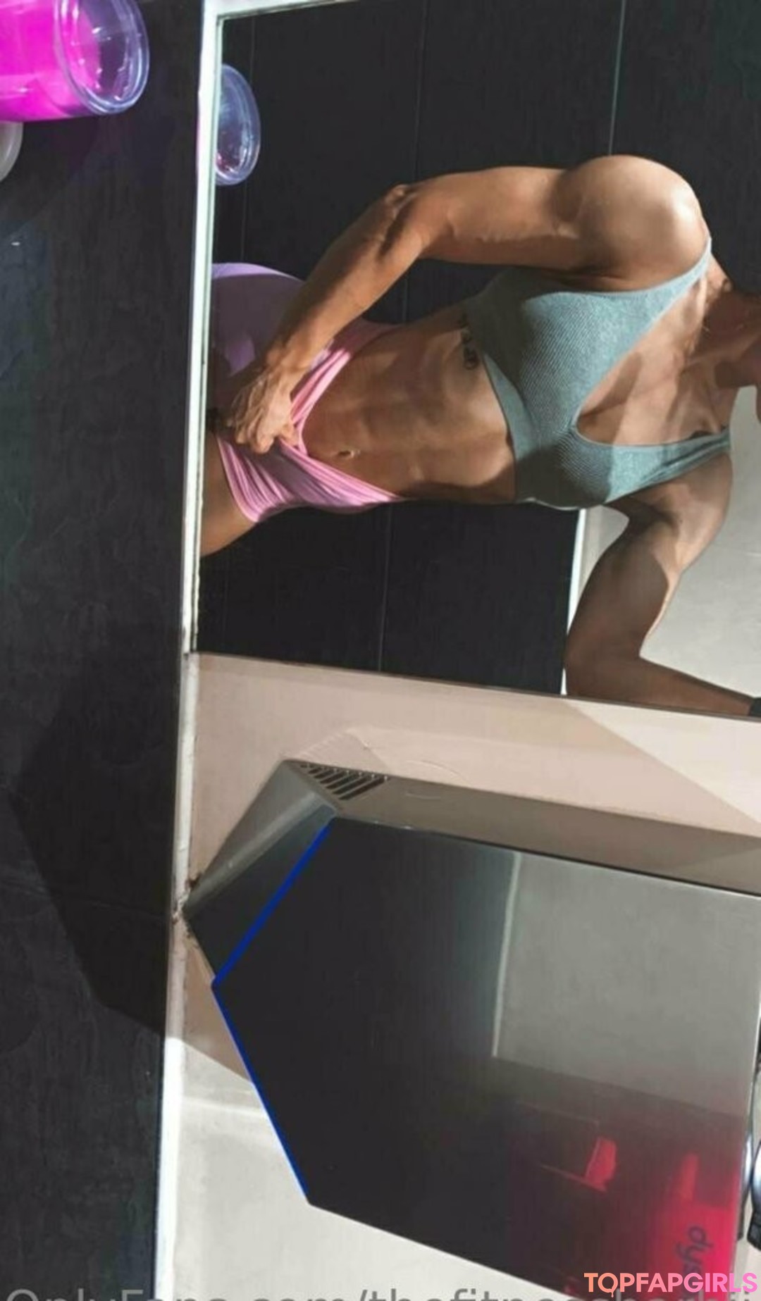 thefitnessbarbiie model pornographic galleries