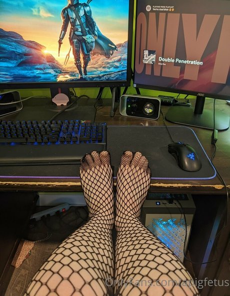 nerdy teen onlyfans pretty img