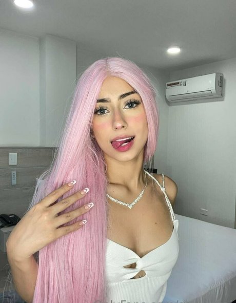 sophiemiler model naked gallery