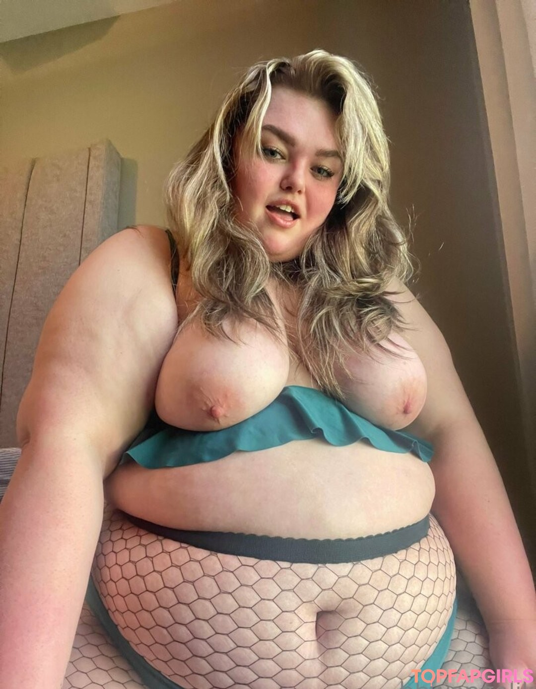 mature slut onlyfans erotic photo