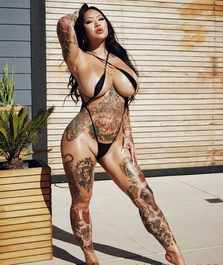 isiahmaxwell model nudes archive