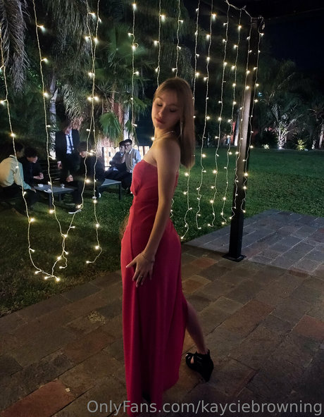 skinny big tits onlyfans top photos