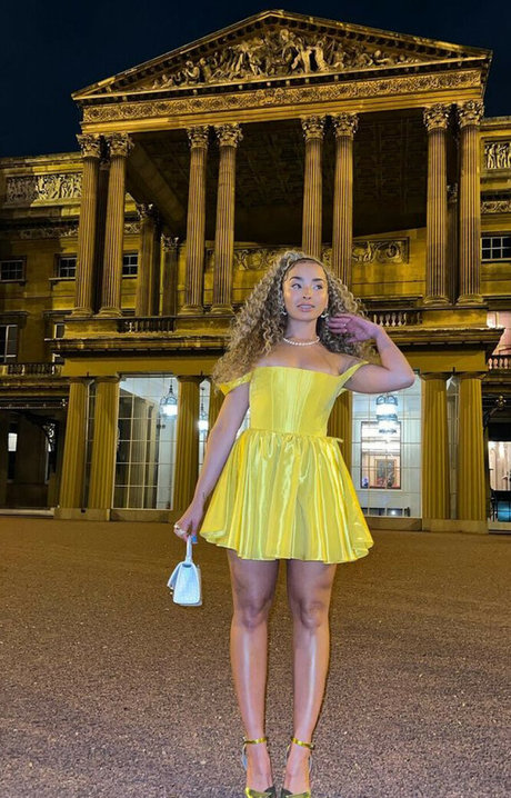 Ella Eyre hot star archive