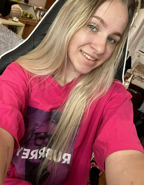 miabootyfree model hd img