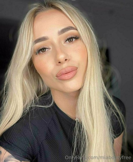miabootyfree beautiful pornstar galleries