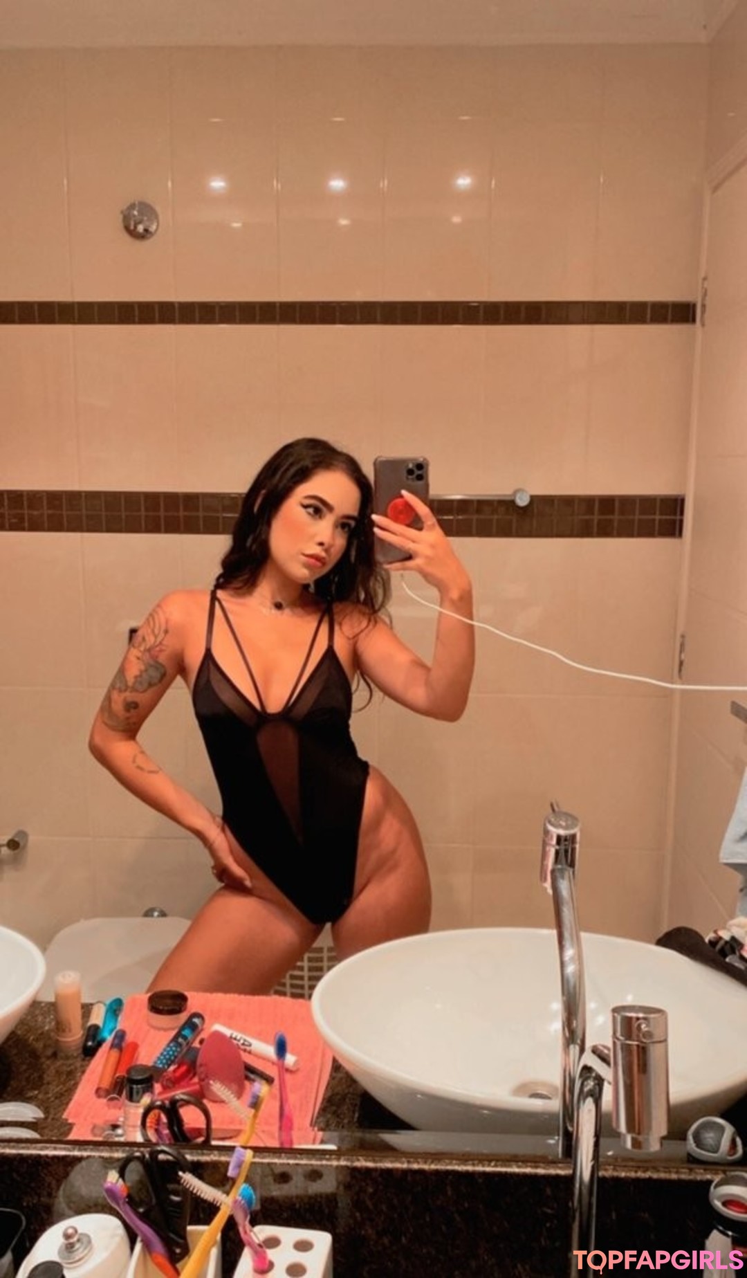 Bruna Balbino pretty model image
