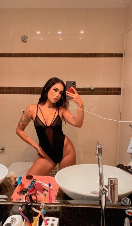 Bruna Balbino model best pics