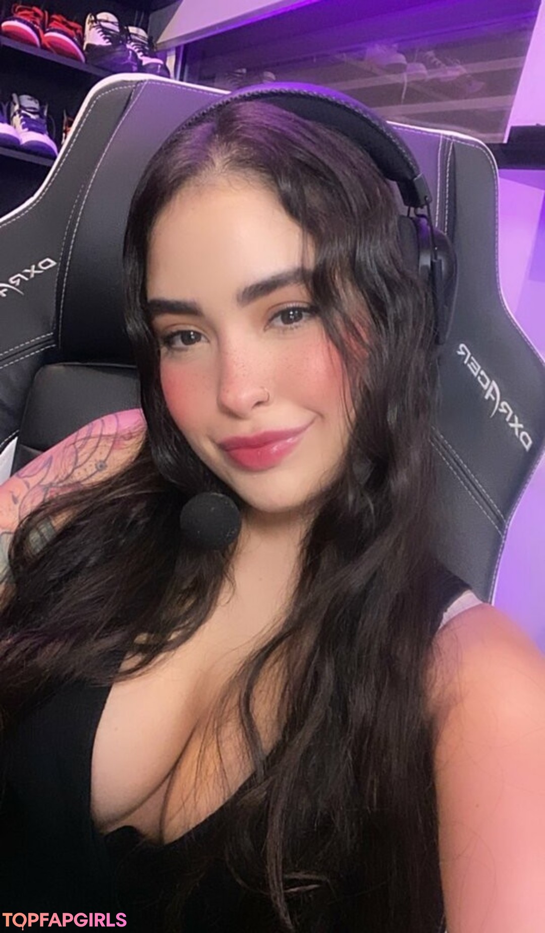 Bruna Balbino pornstar naked img