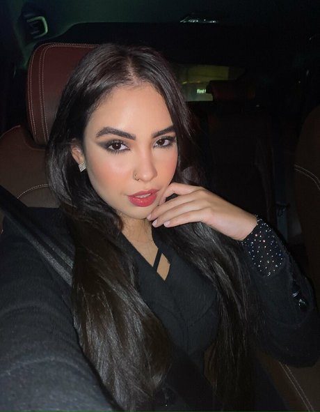 Bruna Balbino star hot pics