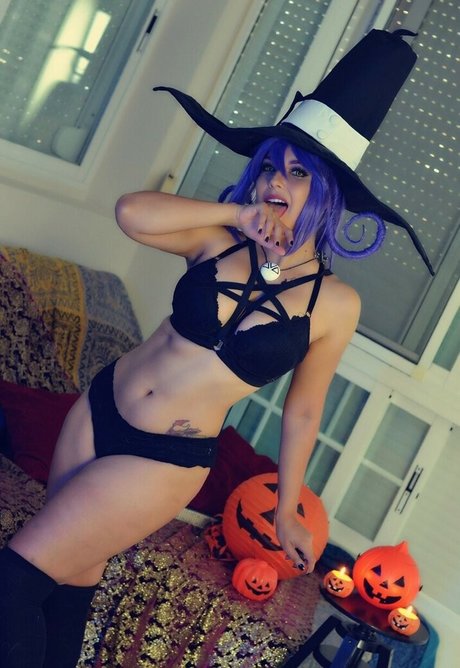 skinny blonde milf onlyfans art naked photos