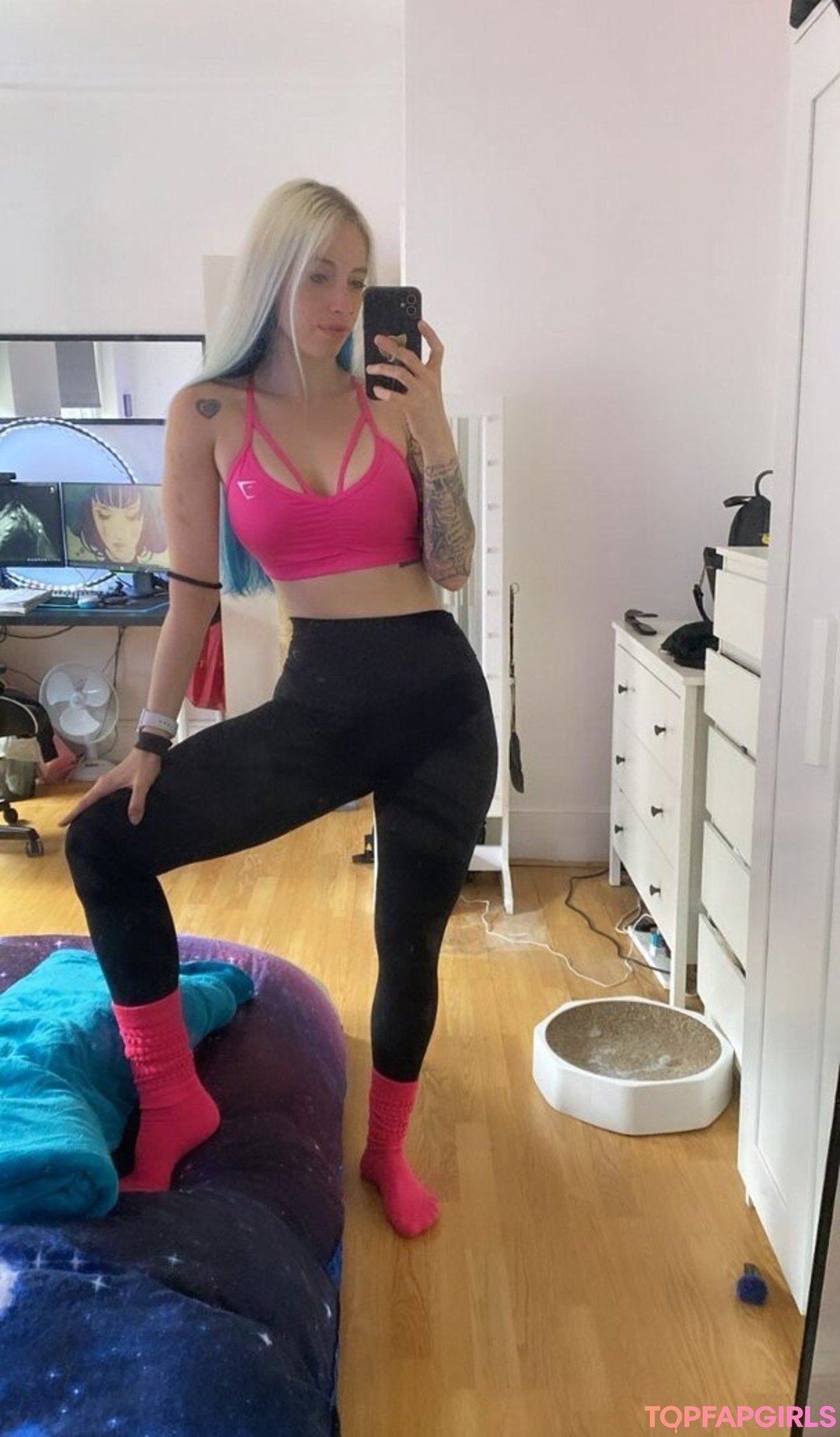 psychologist onlyfans naked images