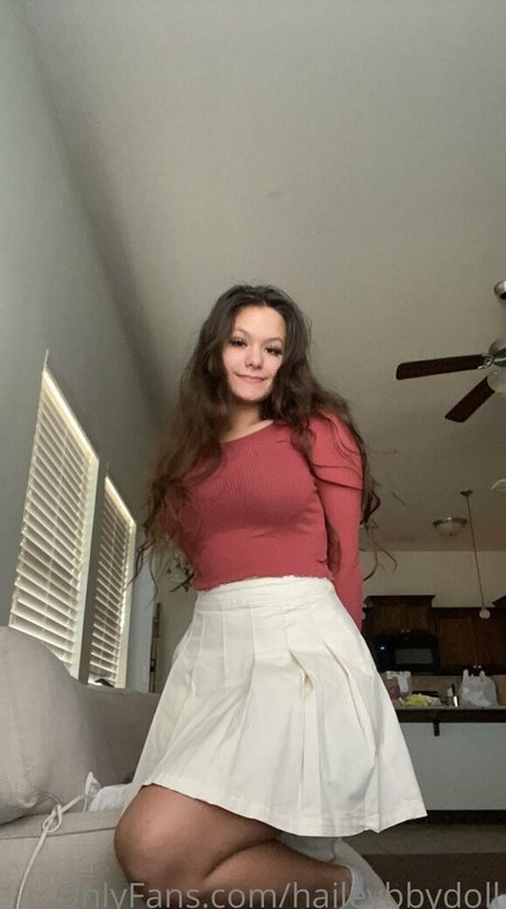 Haileybbydoll free actress pictures