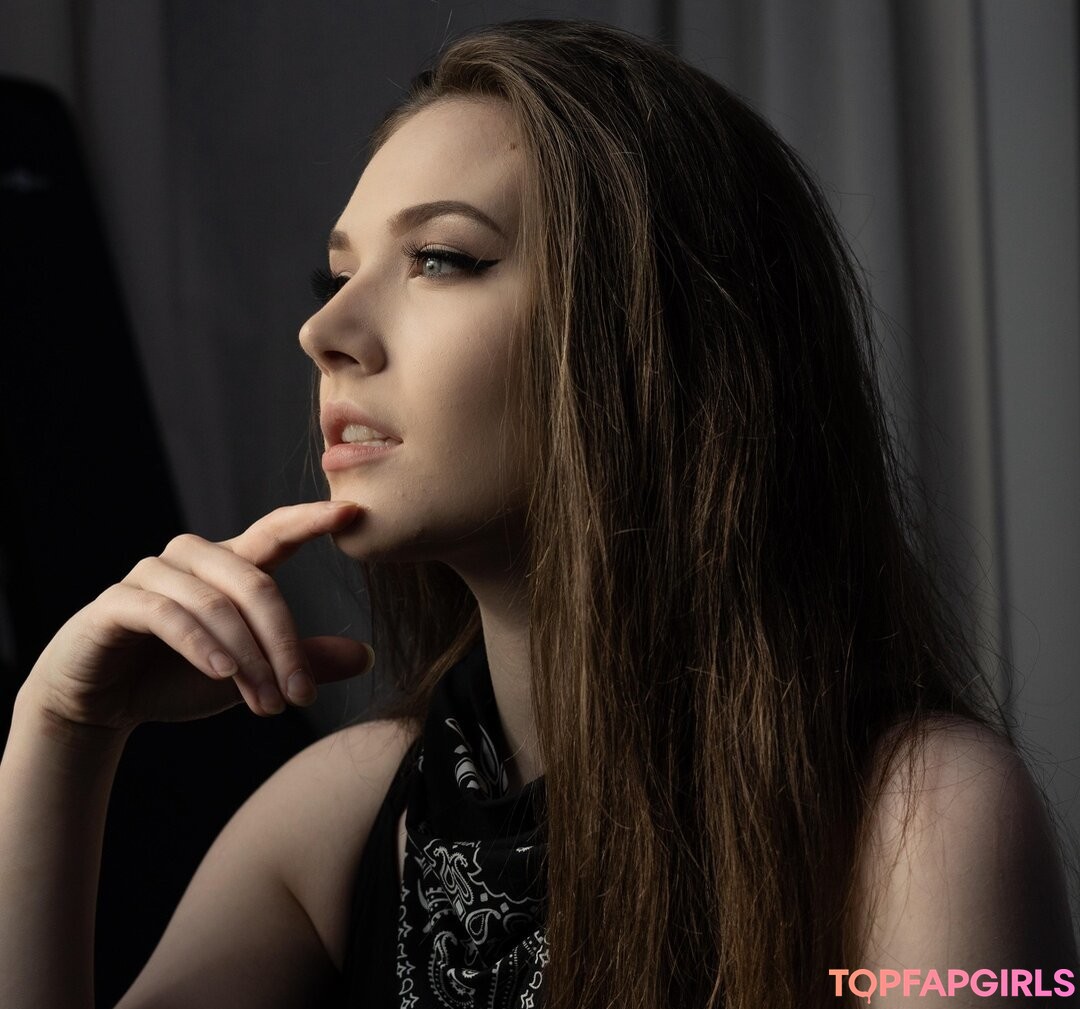 Caitlin Scott hd star galleries
