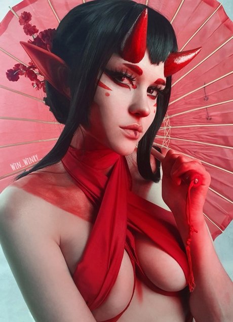 win winry sexy actress photos