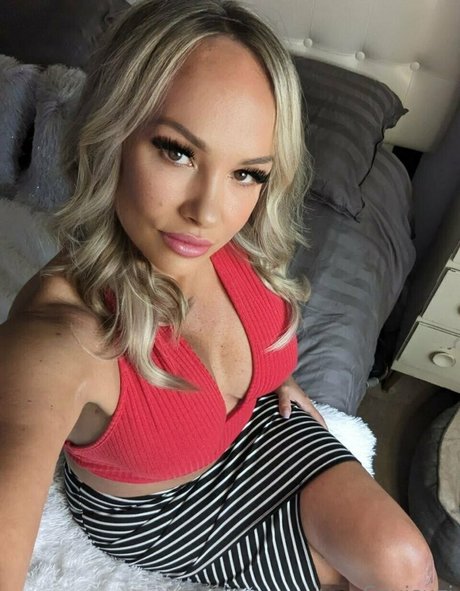 trans dominatrix onlyfans free porn picture