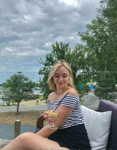 maryrosevip nice star photo