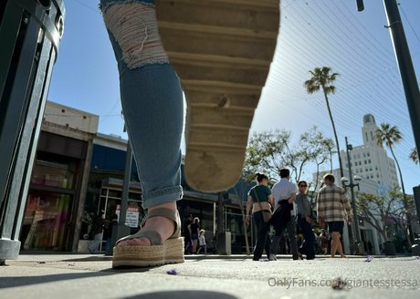 giantesstessa pornstar best photos