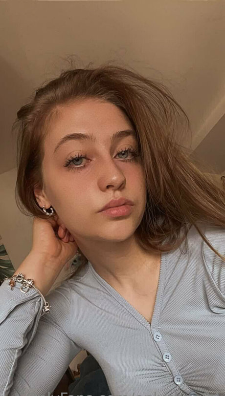 onlychey04 sex model gallery