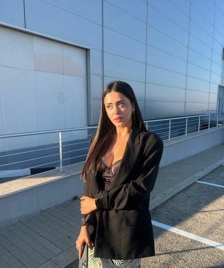 blonde midget onlyfans free nude images