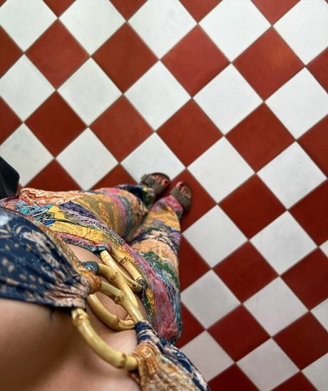 swim onlyfans pretty pictures