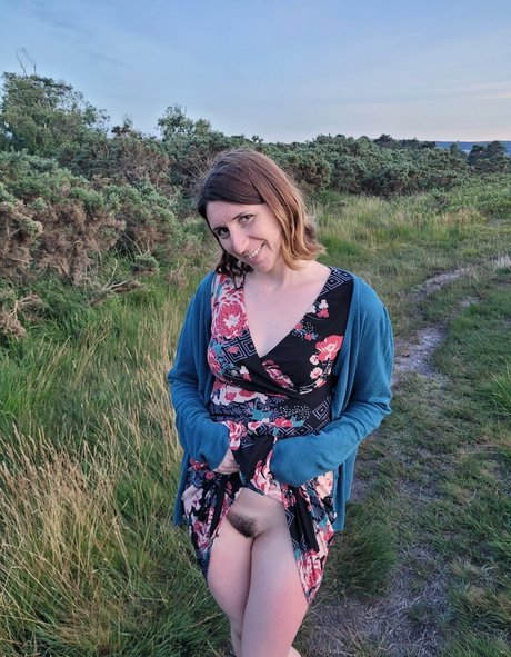 sisters onlyfans nudes photo