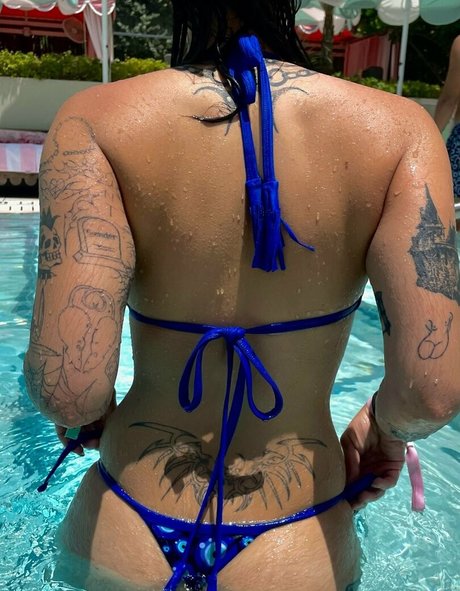 more00grey top actress pictures