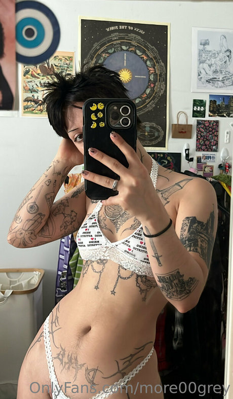 more00grey hd pornstar photo