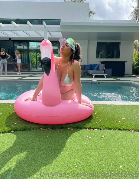 aliciashottakes sex actress photos