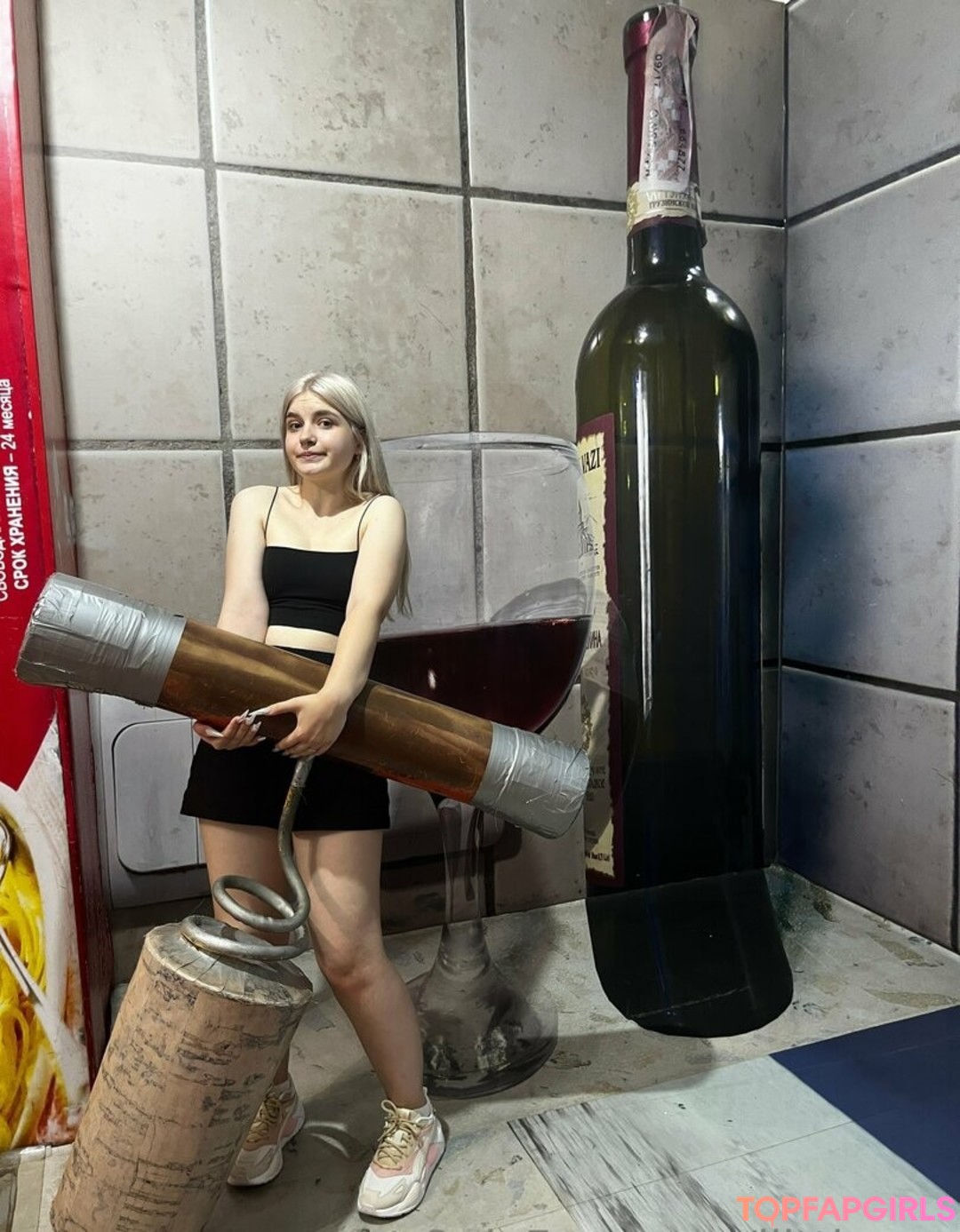 llittleeva exclusive model img