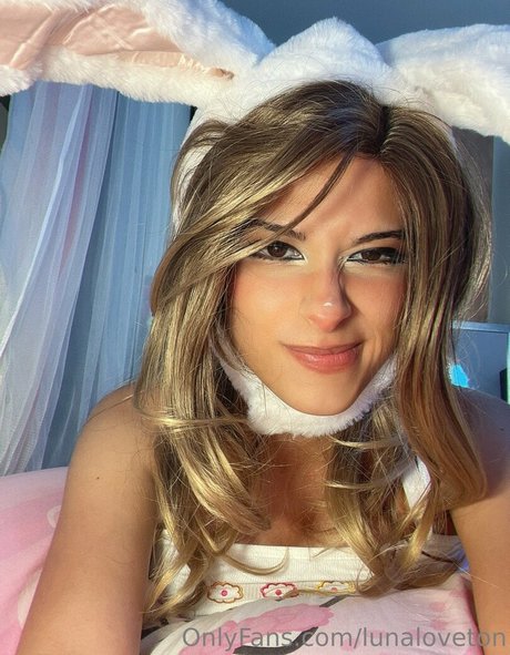 blonde hairy pussy onlyfans best photos