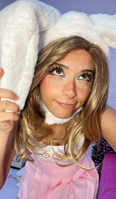 hot asian onlyfans erotic pictures