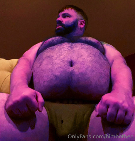 himbotheo nude star image