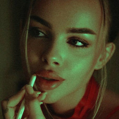 mvradova sex model image