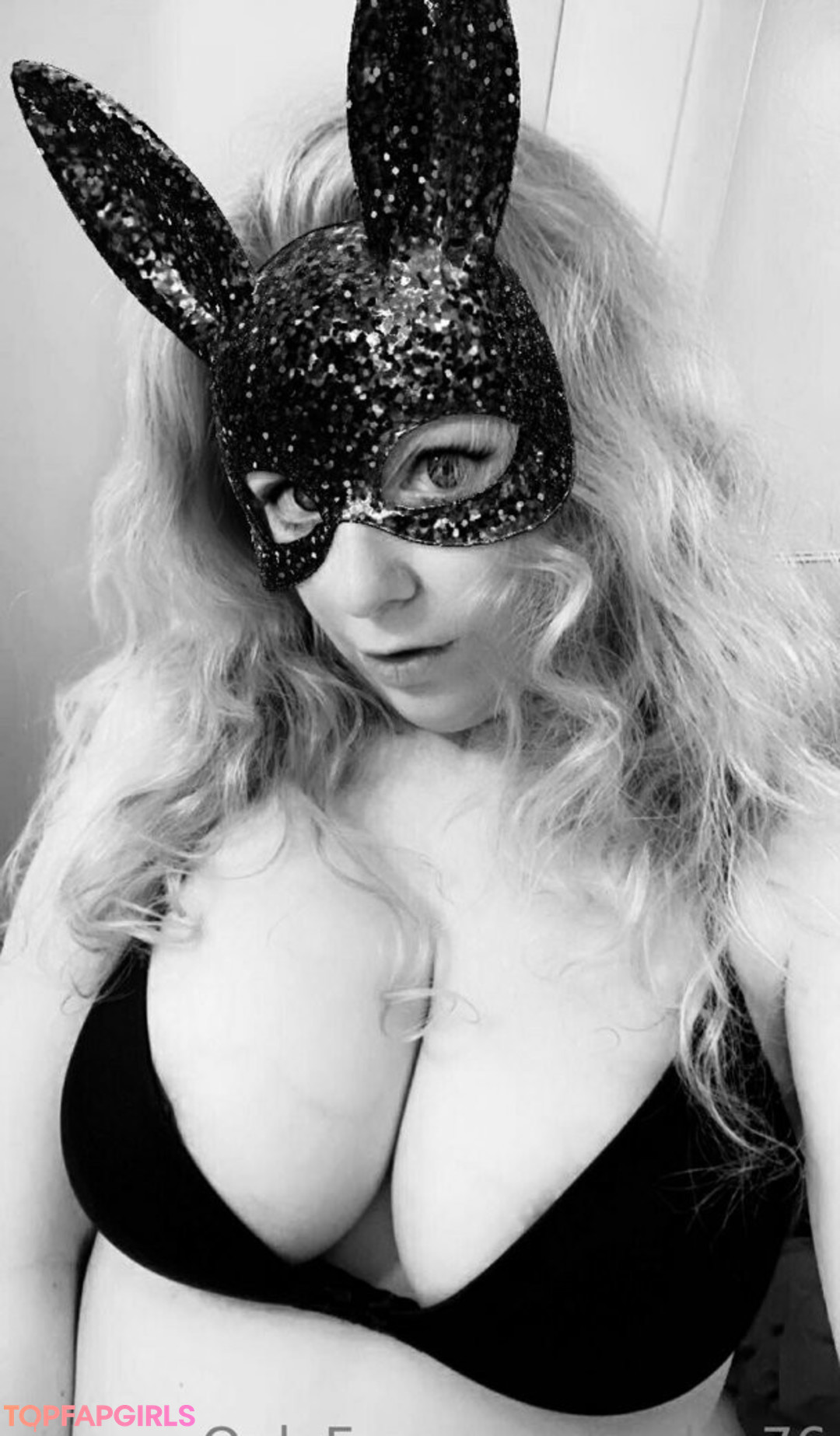 trishw76 model beautiful images