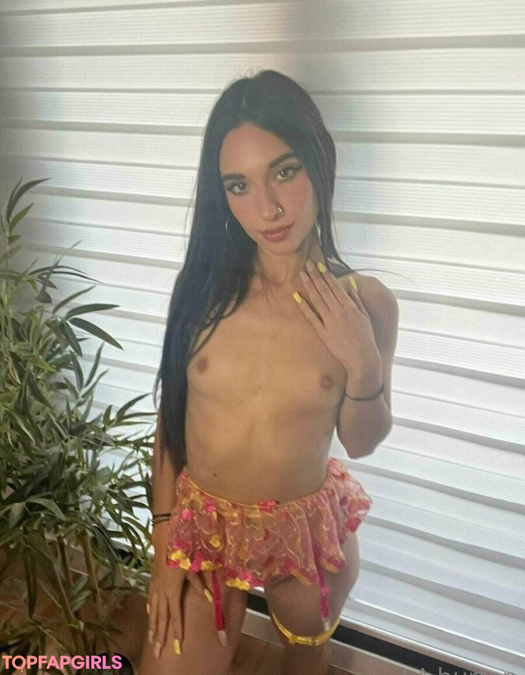white shemale onlyfans top gallery